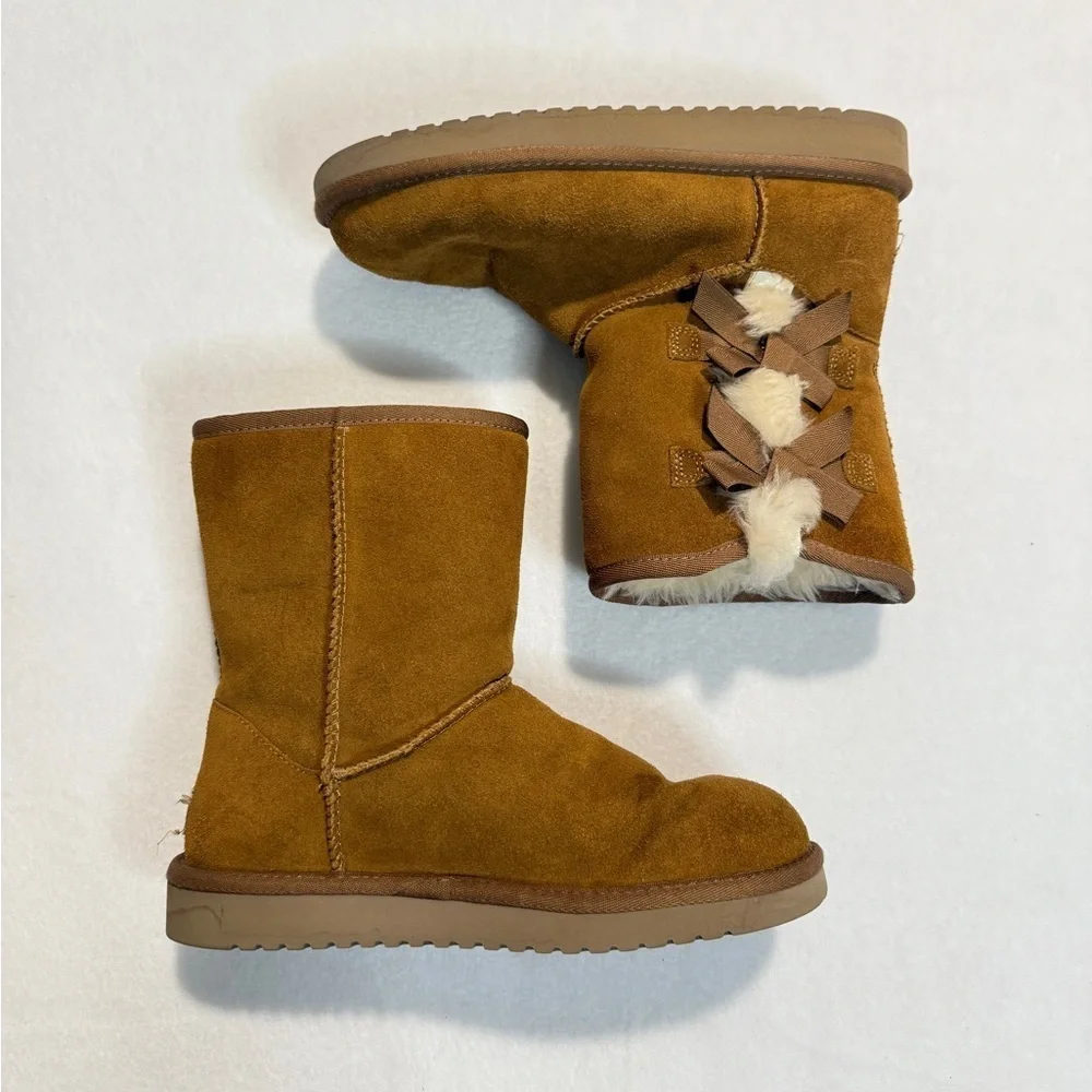 Koolaburra by Ugg Size 7 Brown Short Bow Boots